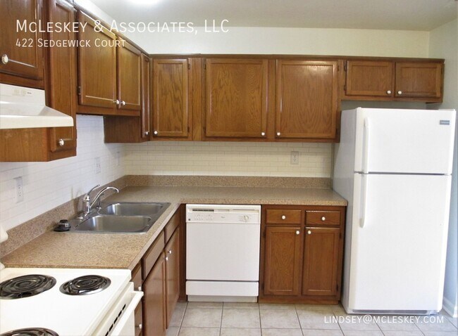 Building Photo - Washington Square Townhouses