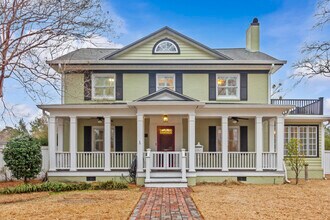 Building Photo - 1502 Tryon Rd