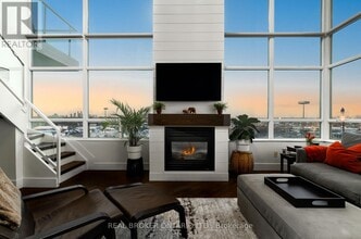 Building Photo - 200 Manitoba St