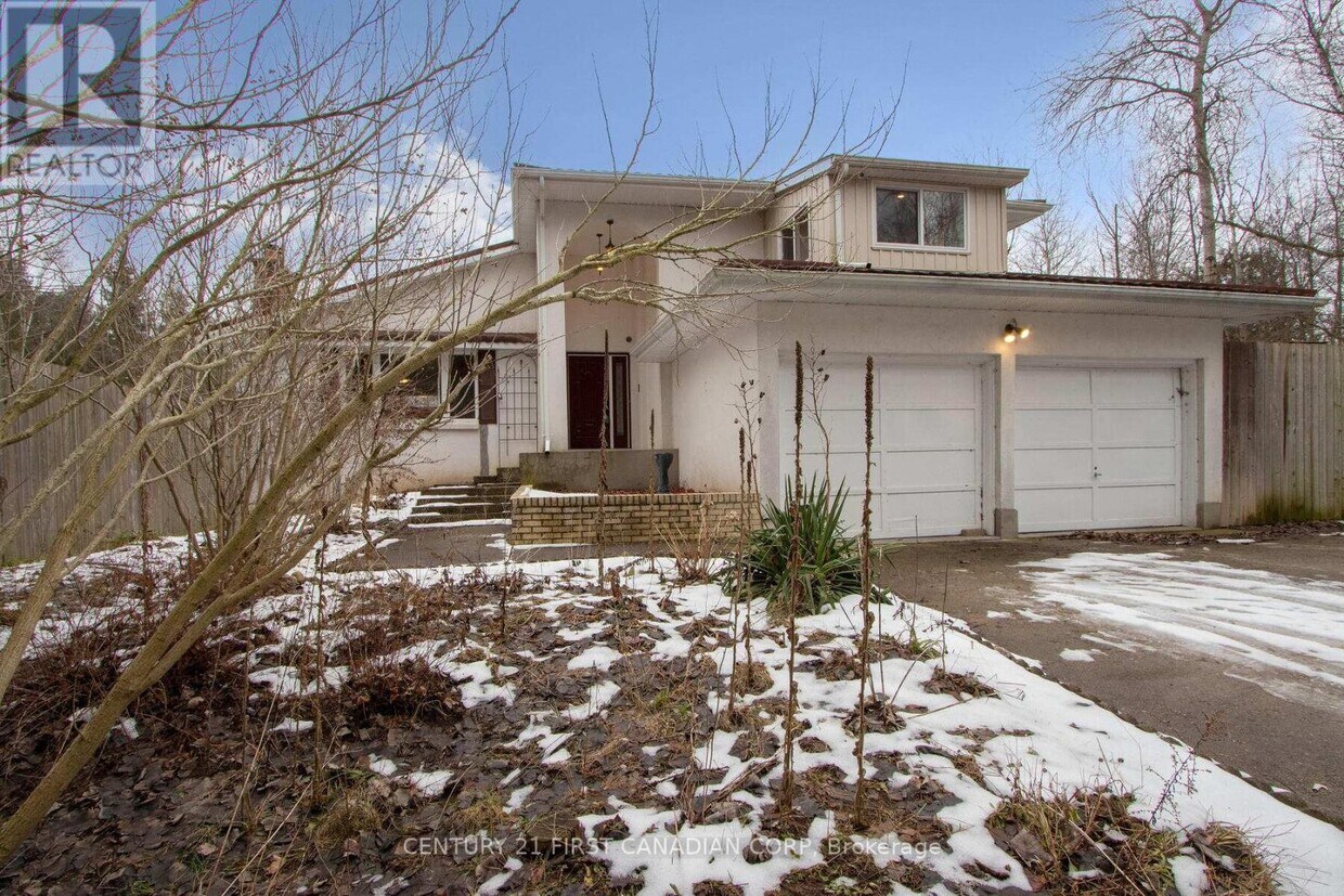 1835 Mark Settlement Dr, Parkhill, ON N0M 2K0 House for Rent in