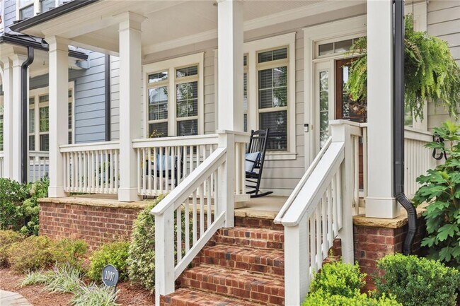 Building Photo - 1007 Edgemont Dr