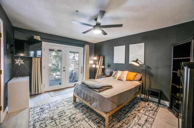 Foto del edificio - 8518 Sir Lancelot