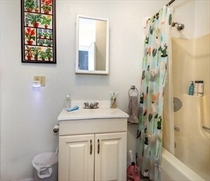 Foto del edificio - 166 Raymond St