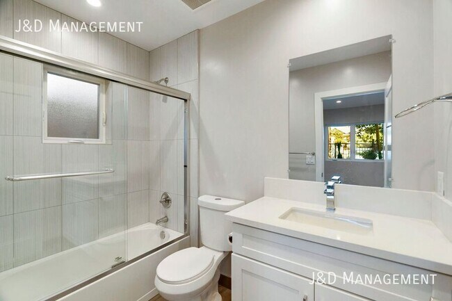 Foto del edificio - Brand New Build - Beautiful New Townhome