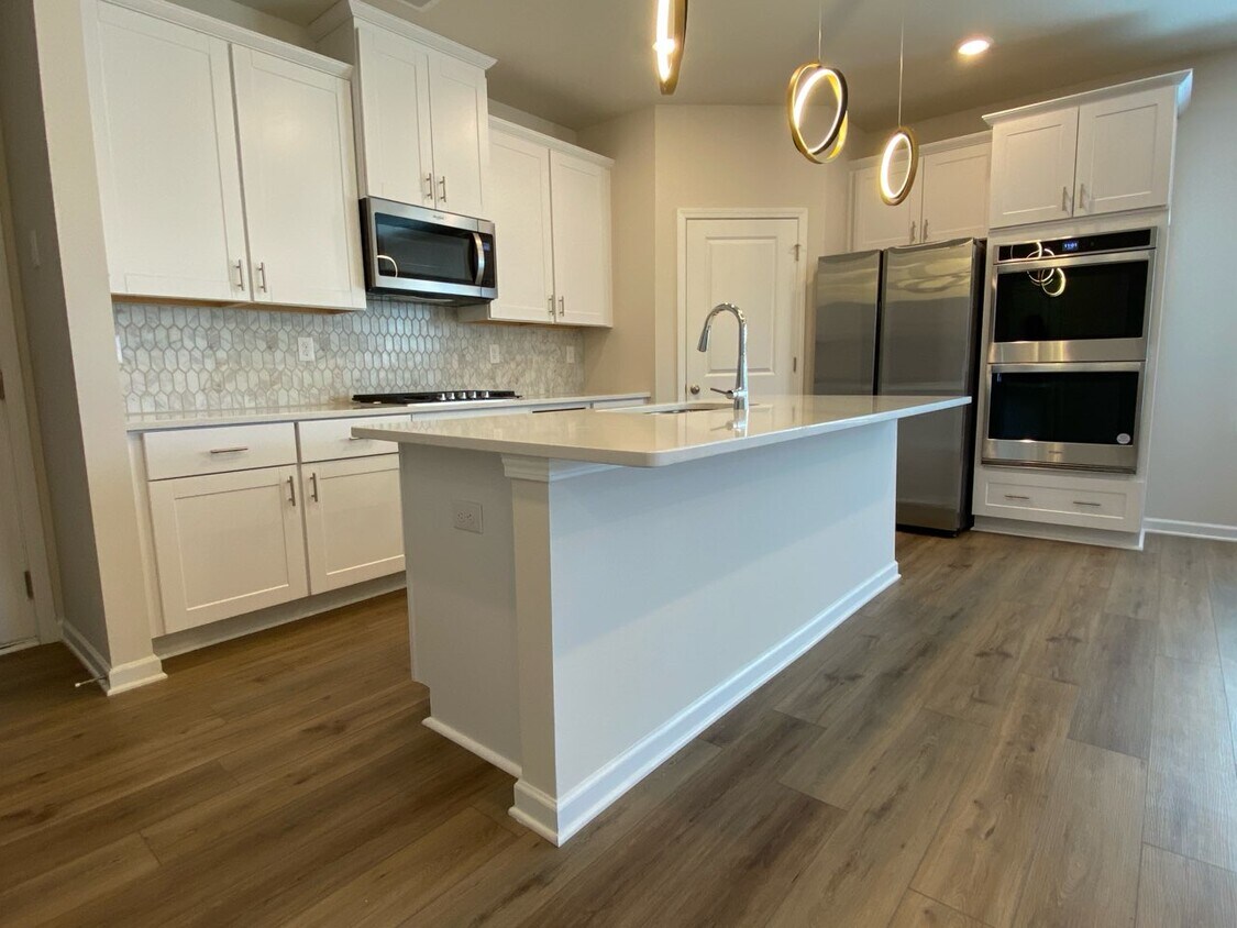 Foto principal - 304 Orson Oaks Ln