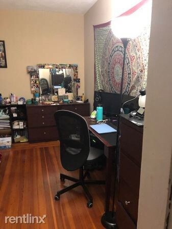 Foto del edificio - 2 br, 1 bath Apartment - 24 Fiske St