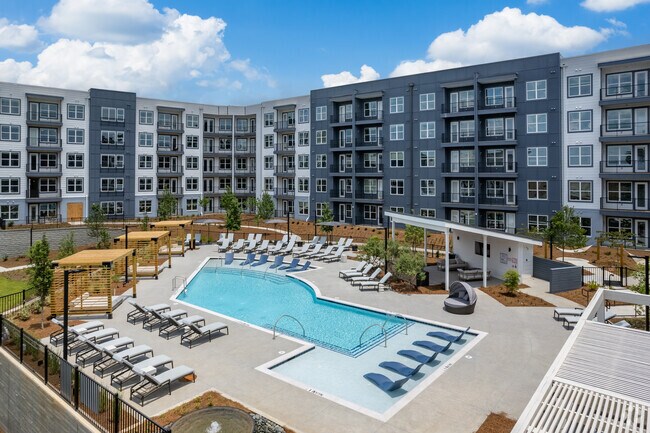 Building Photo - RADIUS Duluth