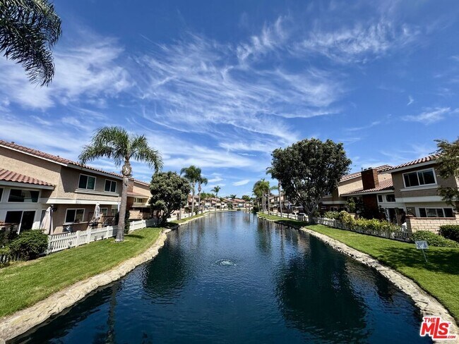 Building Photo - 7756 Sailboat Cir