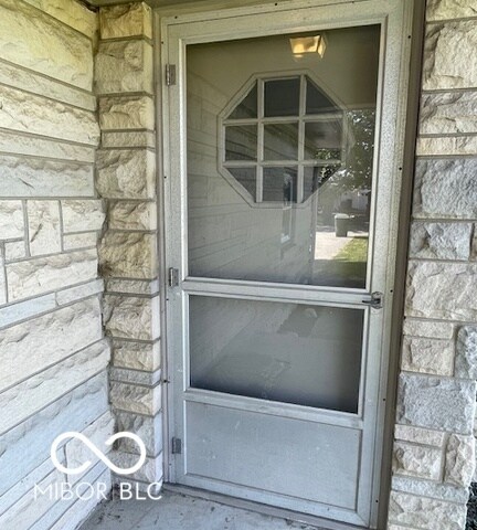 Building Photo - 330 Emerson Dr