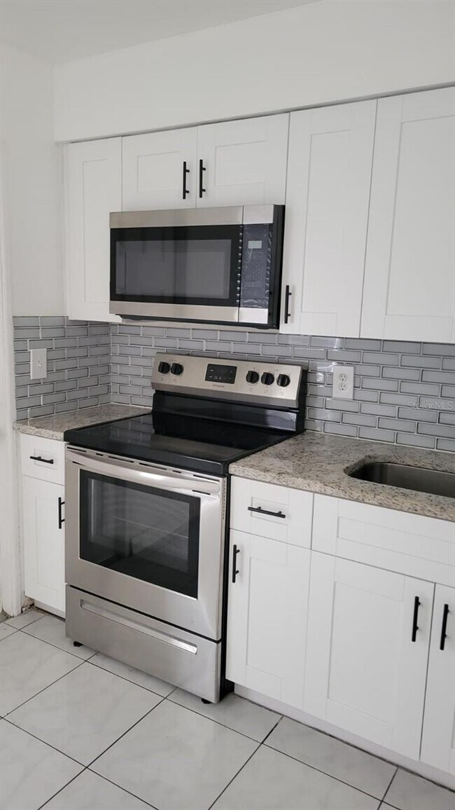 Foto del edificio - 3110 Ave V NW
