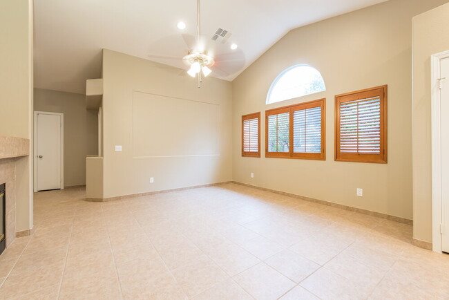Foto del edificio - 8800 Big Bear Pines Ave
