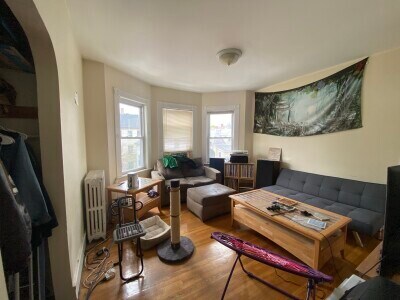 Foto del edificio - 110 Murdock St