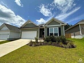 Building Photo - 236 Camellia Dr