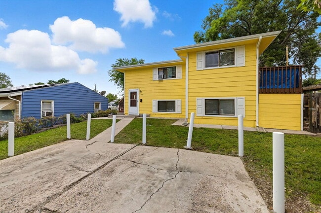 Available Immediately! 3 Bed 1 Bath in Denver - Available Immediately! 3 Bed 1 Bath in Denver Apartment