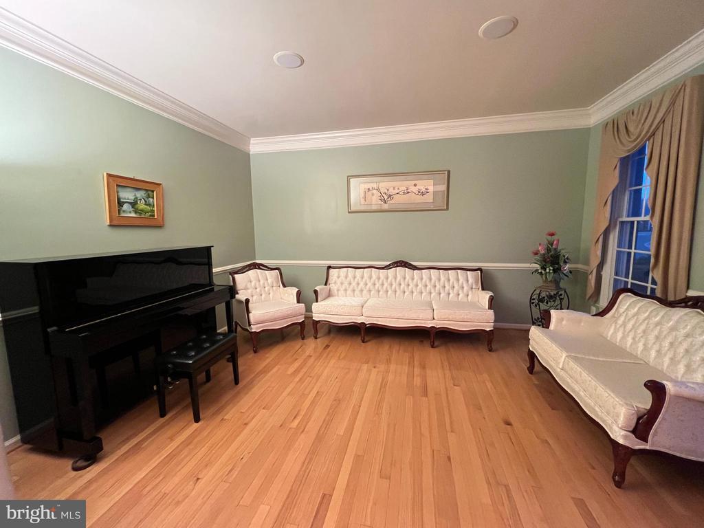 Primary Photo - 12701 Autumn Crest Dr