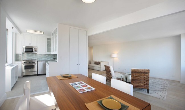 Foto del edificio - 423-425 West End Ave