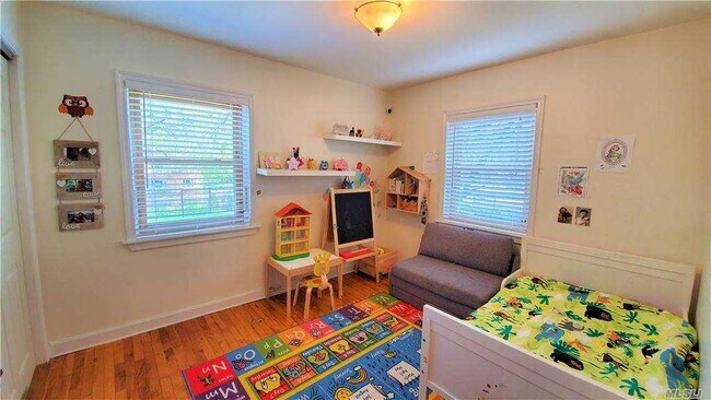 Foto del edificio - 110-46 65th Ave