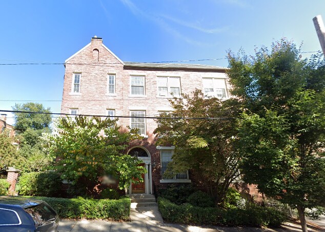 Building Photo - 141 Beaconsfield Rd