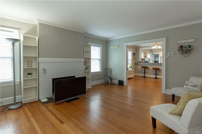 Building Photo - 115 Ardmore Rd