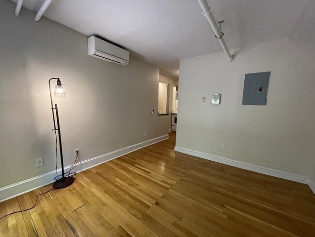 7 Hereford St Unit 1, Boston, MA 02115 - Apartments in Boston, MA ...