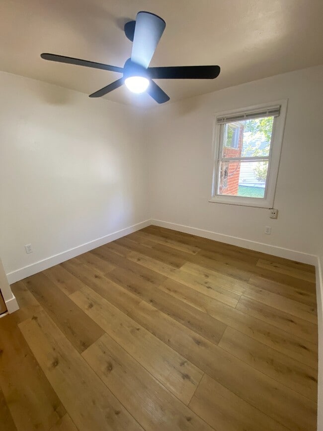 Building Photo - 120D Bellerive Blvd