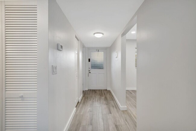 Building Photo - 3001 Linton Blvd