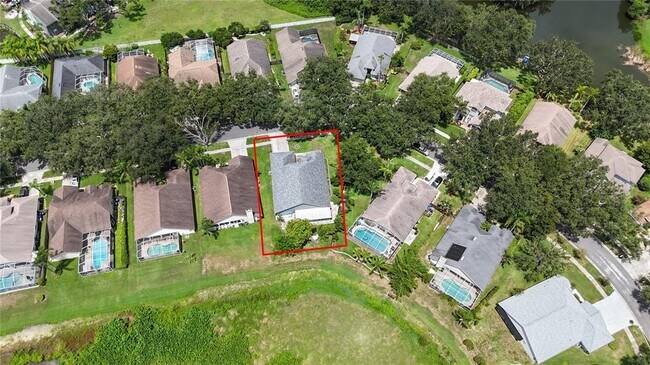 Foto del edificio - 16505 Lake Heather Dr