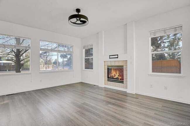 Foto del edificio - 2297 E 128th Ave