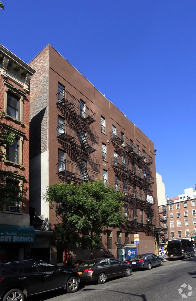 Building Photo - 99-105 3rd Ave