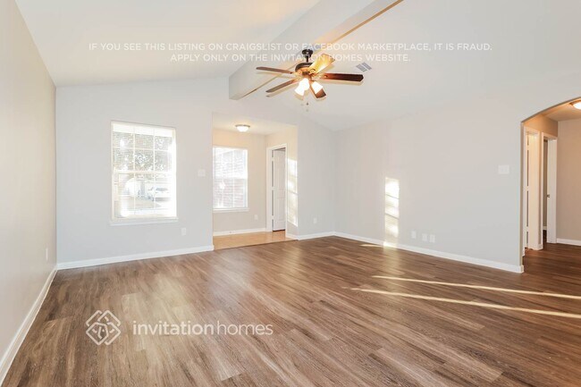 Foto del edificio - 29035 Village Creek Loop