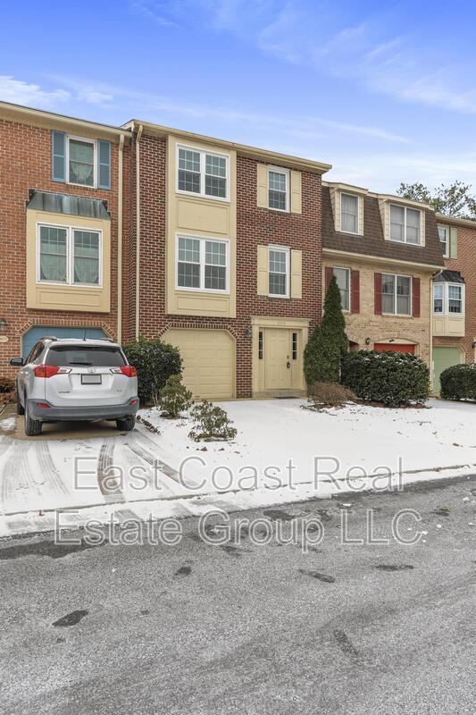 Foto del edificio - 8033 Hollow Reed Ct