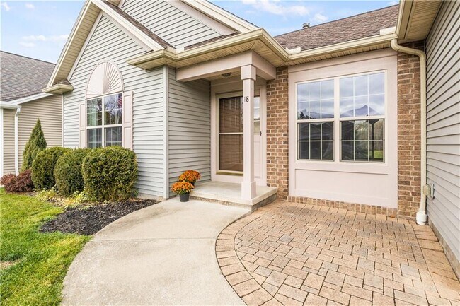 Building Photo - 18 Amalfi Dr