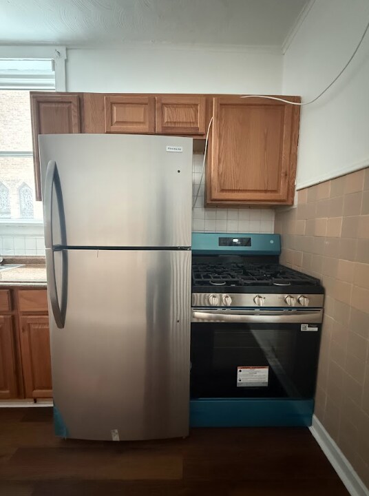 Foto del edificio - ?? Cozy 1BR Retreat in Hyde Park – Heat & ...