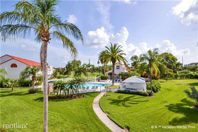 Building Photo - 6035 Bahia del Mar Blvd