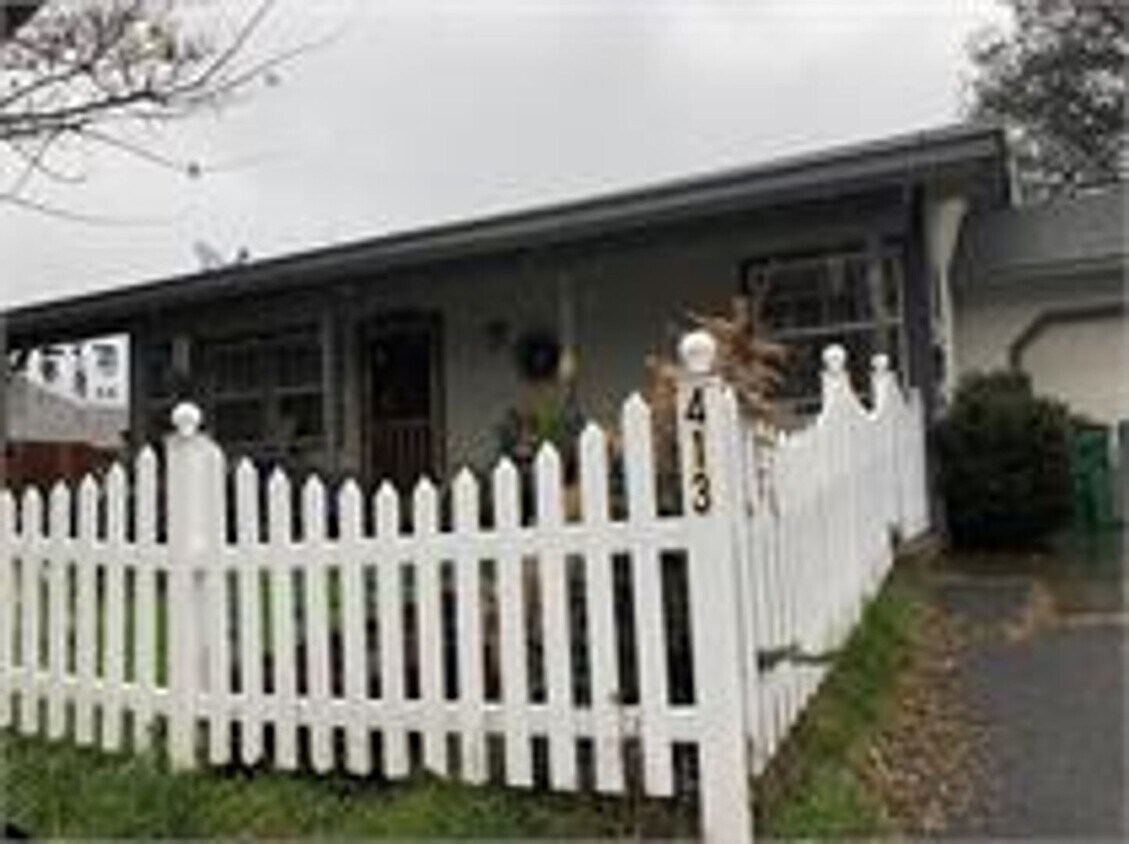 Foto principal - Charming Downtown Sonora Home