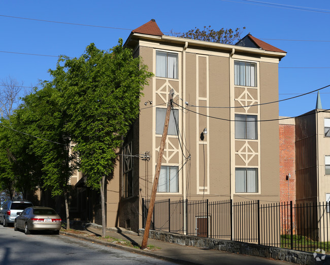 Building Photo - 529 NE Boulevard