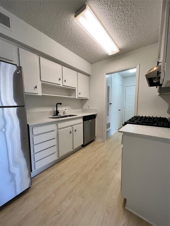 Building Photo - 2305 Barton Village Cir