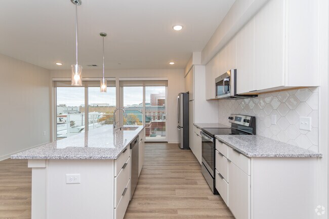 2HAB, 2BA - 1,020F ft² - The Point