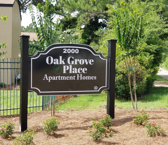 Oak Grove Place - Oak Grove Place Apartments