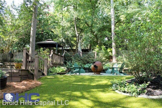 Foto del edificio - 5 br, 4 bath House - 1982 Mclendon Ave NE