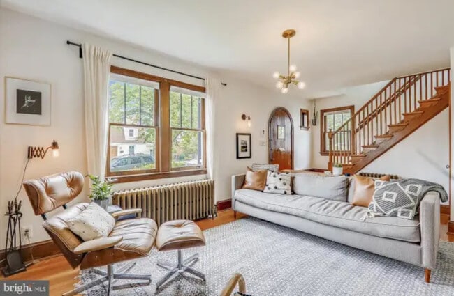 Foto del edificio - 1123 44th Pl SE