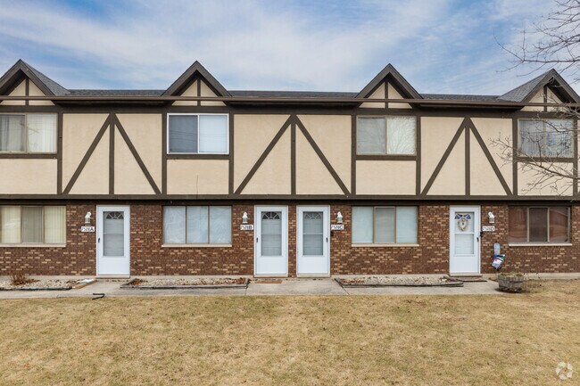 Entrance - Merrillville 4 Plexes