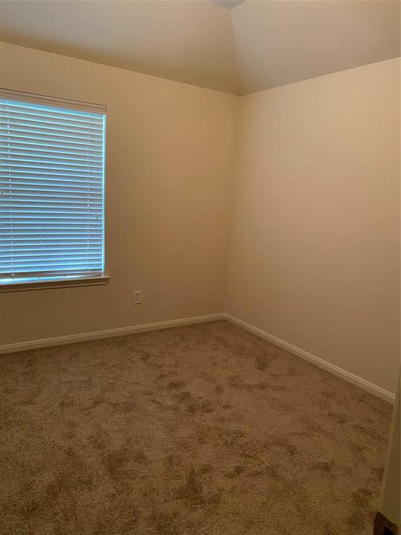 Building Photo - 25119 Hazel Ranch Dr