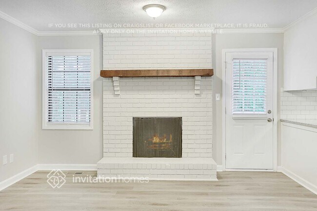 Foto del edificio - 1153 Midway Rd