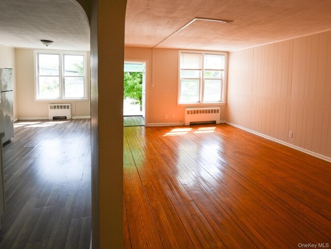 Building Photo - 84-26 Little Neck Pkwy