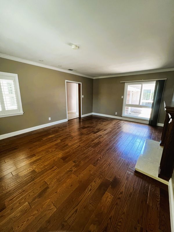 Foto del edificio - 4237 Heather Rd