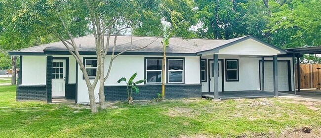 Foto del edificio - 2222 Peppermill Rd