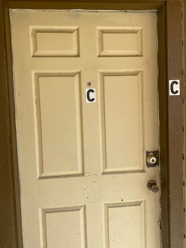 Building Photo - 6114 Wilderock Dr