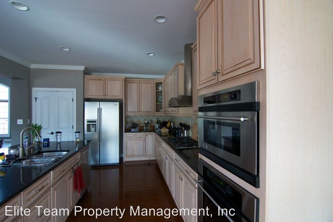 Building Photo - 16315 Crystal Downs Ln