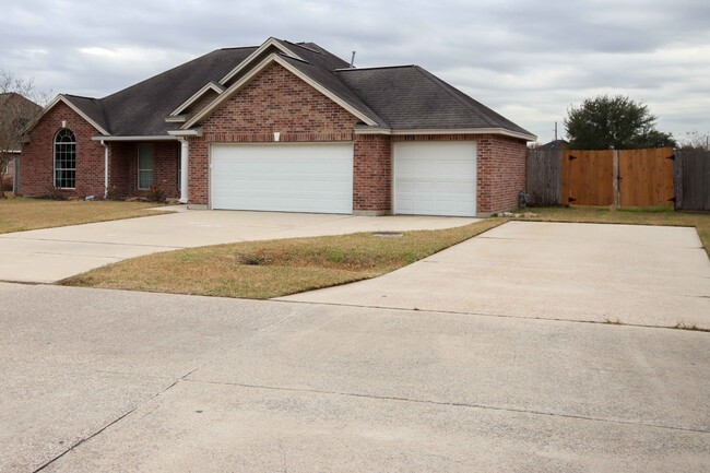 3 Car Garage - 6125 Westchase Loop